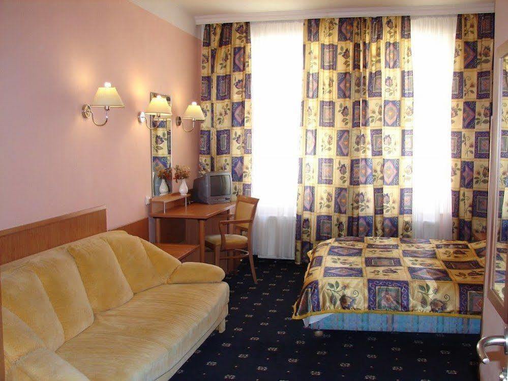 Hotel Aladin Praha Extérieur photo